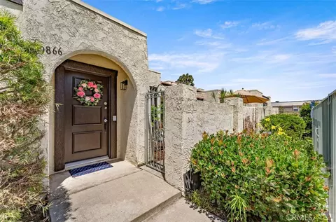 9866 Lido Way #20, Cypress, CA 90630
