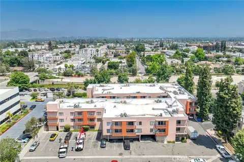 6815 Remmet Ave #217, Canoga Park, CA 91303