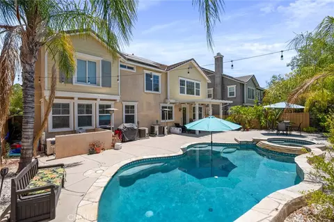 40924 Diana Ln, Lake Elsinore, CA 92532