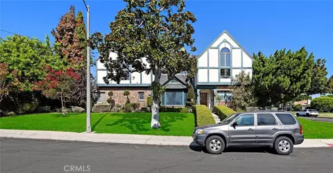 8001 Alverstone Ave, Los Angeles, CA 90045