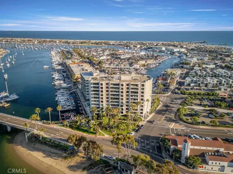 601 Lido Park Dr #1D, Newport Beach, CA 92663