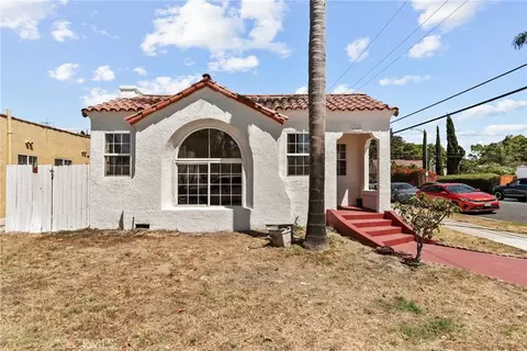 6802 Lewis Ave, Long Beach, CA 90805