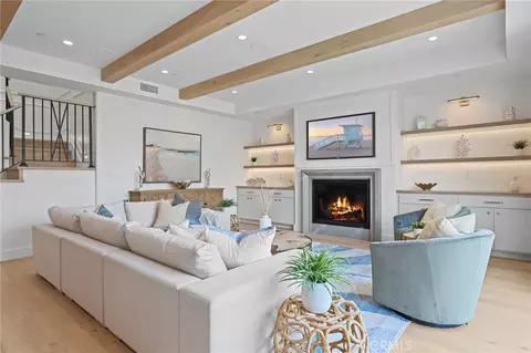 1509 Chestnut Ave, Manhattan Beach, CA 90266