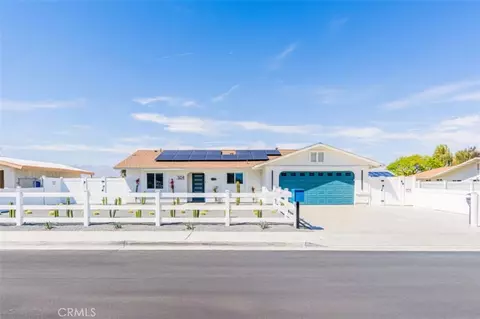 504 W Sunview Ave, Palm Springs, CA 92262