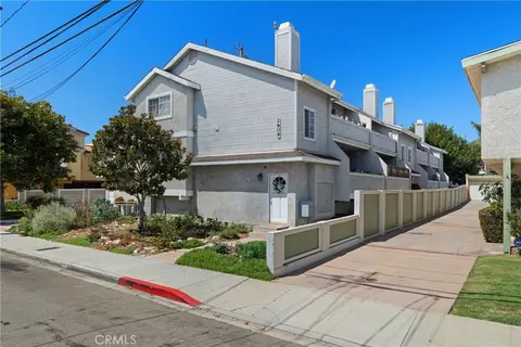 2609 Vanderbilt Ln #4, Redondo Beach, CA 90278