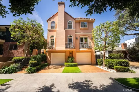 1827 Barry Ave #2, Los Angeles, CA 90025