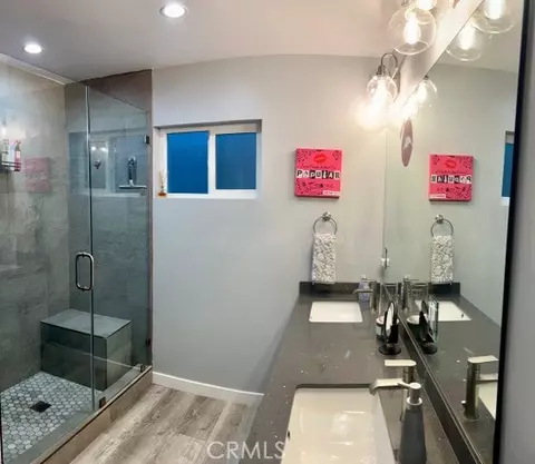Bath - 1514 E Maple Ave, El Segundo, CA 90245 photo 2 of 3