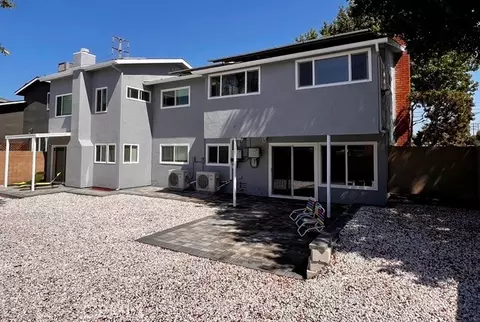 Exterior - 1514 E Maple Ave, El Segundo, CA 90245 photo 1 of 2