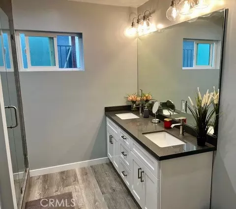 Bath - 1514 E Maple Ave, El Segundo, CA 90245 photo 3 of 3