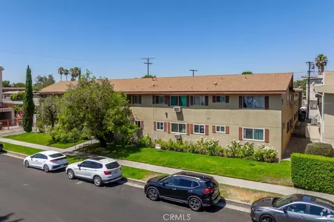 6635 Wilkinson Ave, North Hollywood, CA 91606