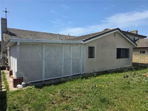 Exterior - 149 E 211th St, Carson, CA 90745 photo 2 of 5