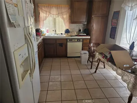Kitchen - 149 E 211th St, Carson, CA 90745 photo 1 of 1