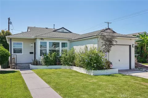 4870 W 133rd St, Hawthorne, CA 90250