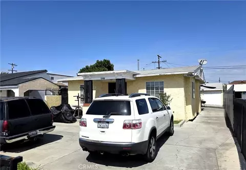 2749 Live Oak St, Huntington Park, CA 90255