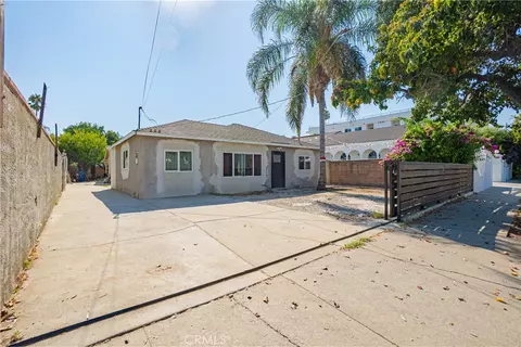 6922 Eton Ave, Canoga Park, CA 91303
