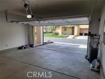 1950 N Bloom Dr, Compton, CA 90222 photo 2