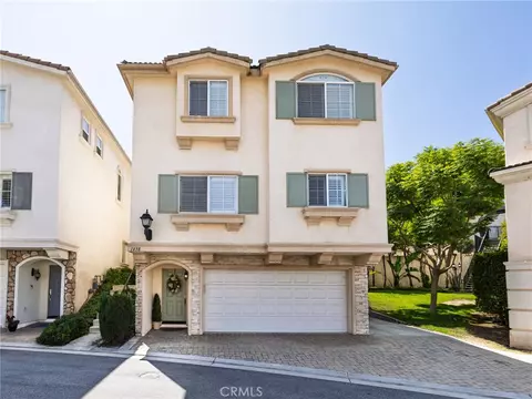 1438 Elin Point Dr, El Segundo, CA 90245