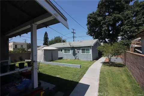 1027 W 46th St, Los Angeles, CA 90037