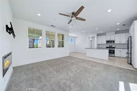 26149 Park Ave #6, Loma Linda, CA 92354