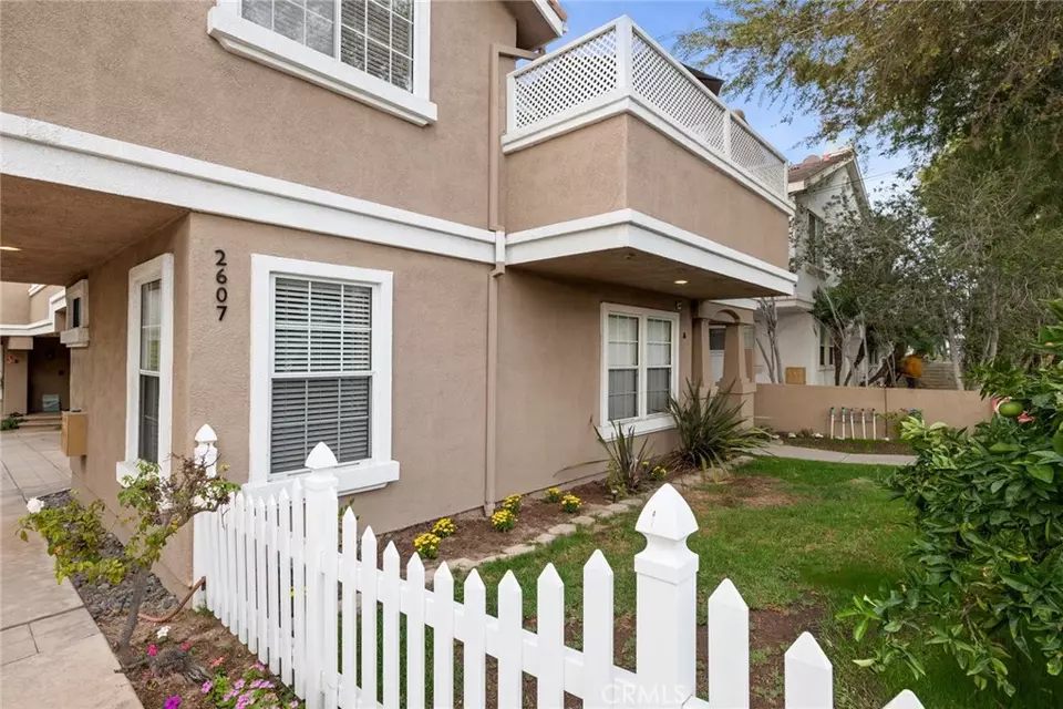 Exterior - 2607 Grant Ave #A, Redondo Beach, CA 90278 photo 3 of 5
