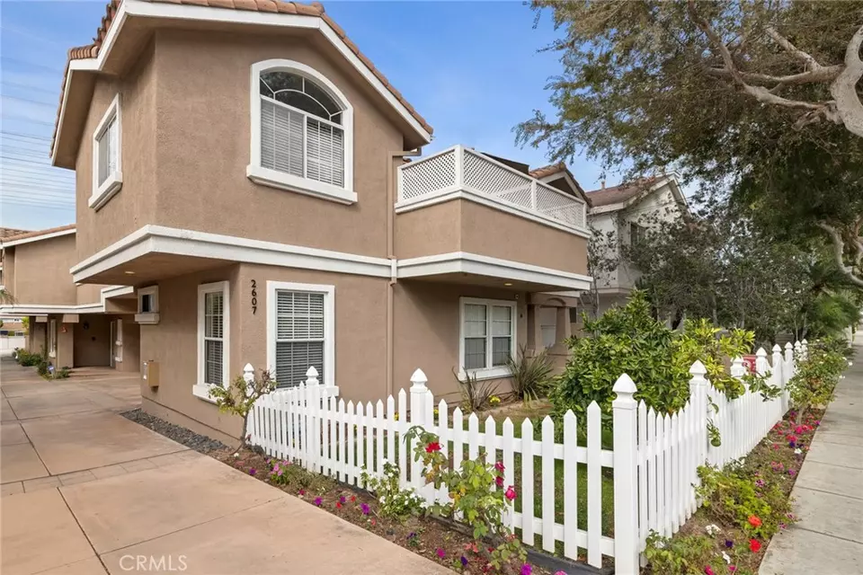 Exterior - 2607 Grant Ave #A, Redondo Beach, CA 90278 photo 2 of 5