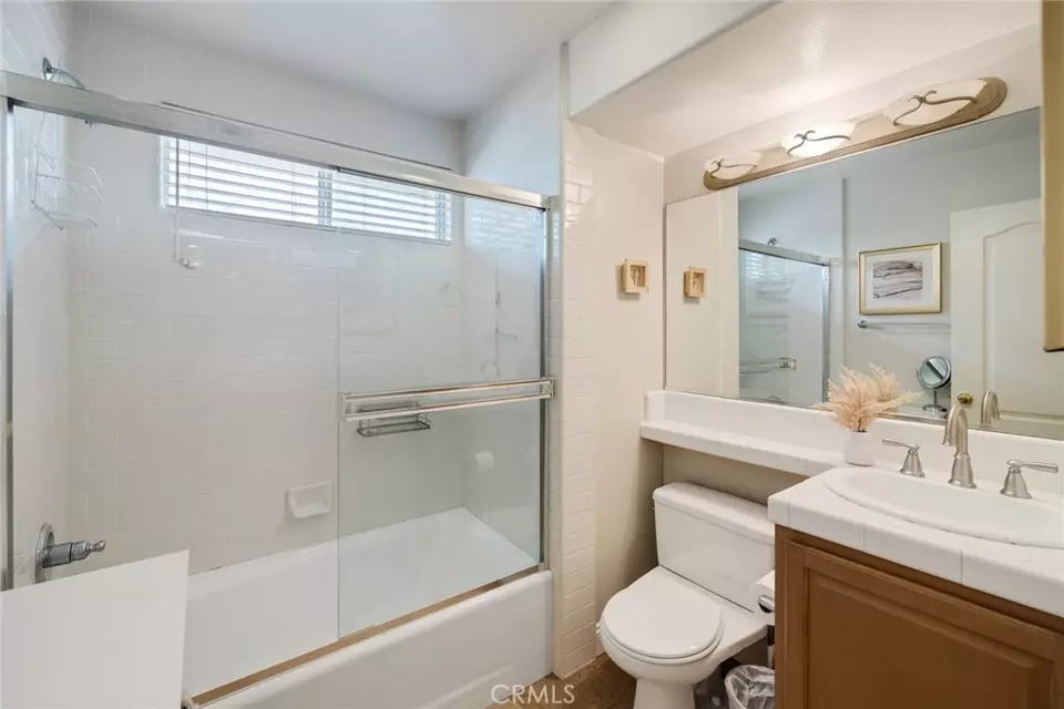 Bath - 2607 Grant Ave #A, Redondo Beach, CA 90278 photo 5 of 5