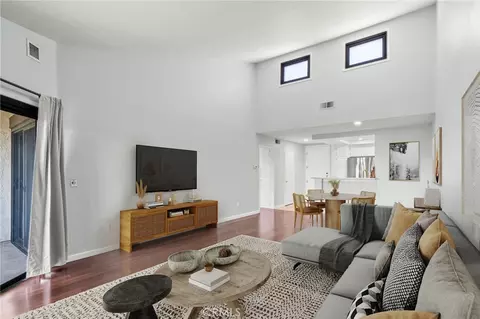 8600 Tuscany Ave #403, Playa Del Rey, CA 90293
