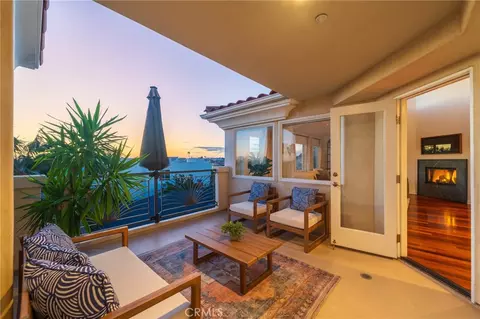 634 9th St, Hermosa Beach, CA 90254