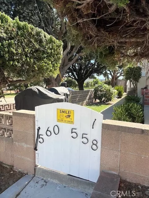 558 8th St, Hermosa Beach, CA 90254