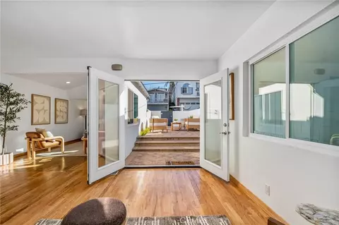 1287 7th St, Hermosa Beach, CA 90254