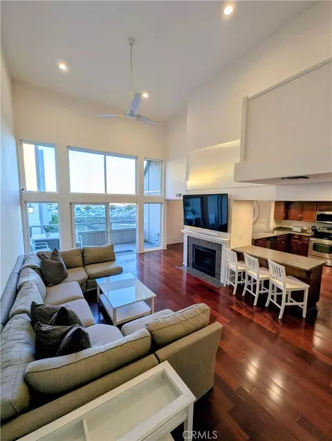 4350 Via Dolce #311, Marina Del Rey, CA 90292
