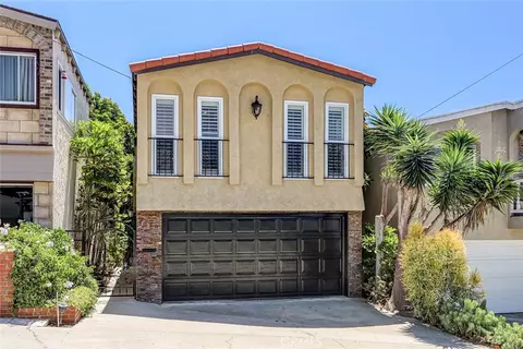 1030 5th St, Hermosa Beach, CA 90254