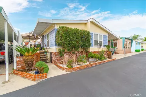 1501 Palos Verdes Dr N #64, Harbor City, CA 90710
