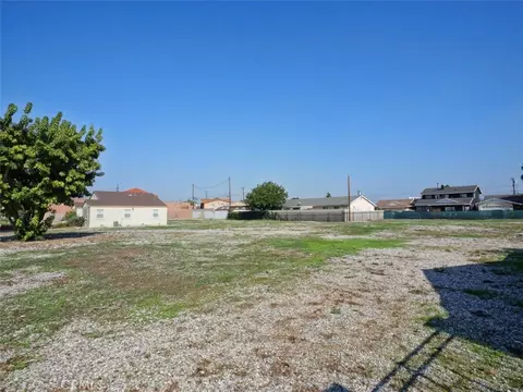 22108 Avalon, Carson, CA 90745 photo 4