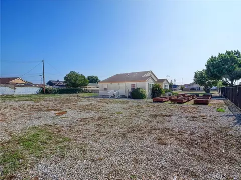 22108 Avalon, Carson, CA 90745 photo 5