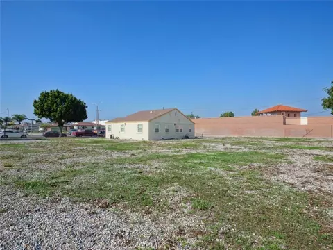 22108 Avalon, Carson, CA 90745 photo 3