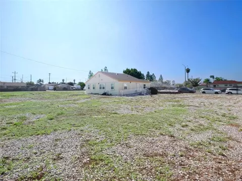 22108 Avalon, Carson, CA 90745 photo 2