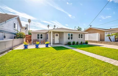 2004 Havemeyer Ln, Redondo Beach, CA 90278