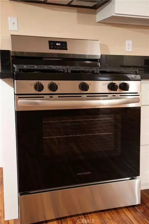 Kitchen - 22729 Marbella, Carson, CA 90745 photo 3 of 7