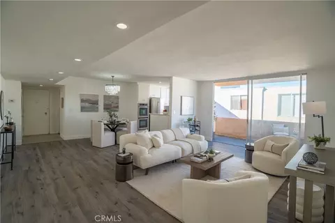 5429 Newcastle #301, Encino, CA 91316