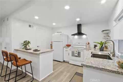 2205 Stonewood Ct, San Pedro, CA 90732