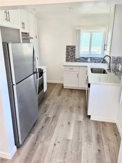 1112 E Imperial Ave, El Segundo, CA 90245 photo 5