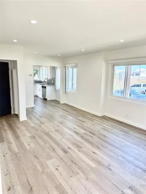 1112 E Imperial Ave, El Segundo, CA 90245 photo 2