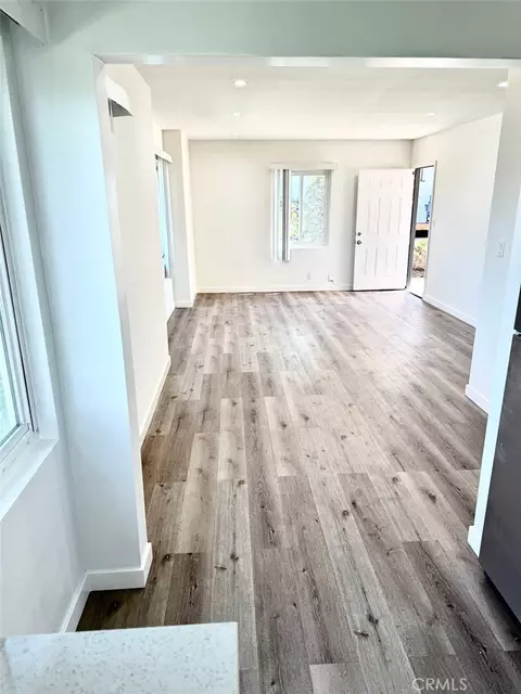 1112 E Imperial Ave, El Segundo, CA 90245 photo 6