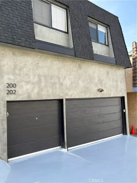 200 39th St, Manhattan Beach, CA 90266