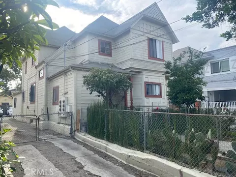 1850 W 11th, Los Angeles, CA 90006