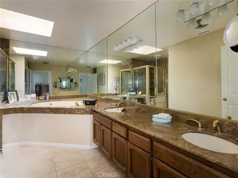 Bath - 426 E Imperial Ave, El Segundo, CA 90245 photo 2 of 5