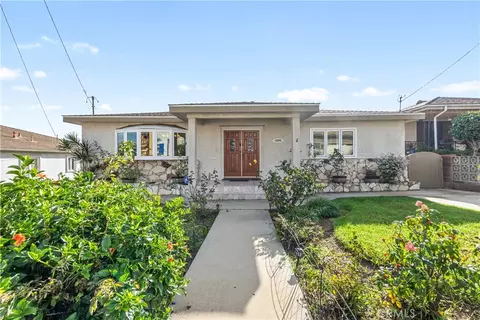 4580 W 132nd St, Hawthorne, CA 90250