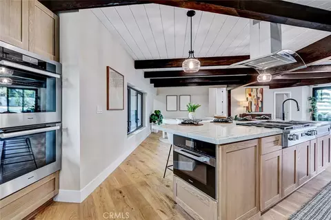 876 Center St, El Segundo, CA 90245 photo 31