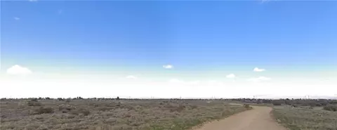 0 Cygnet Rd, Phelan, CA 92371